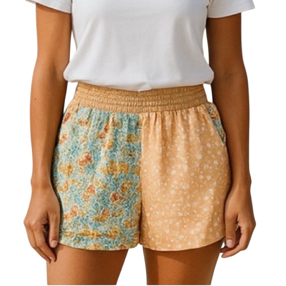 AMERICAN EAGLE Floral Patchworks High Waist Women's lined Shorts  Size L